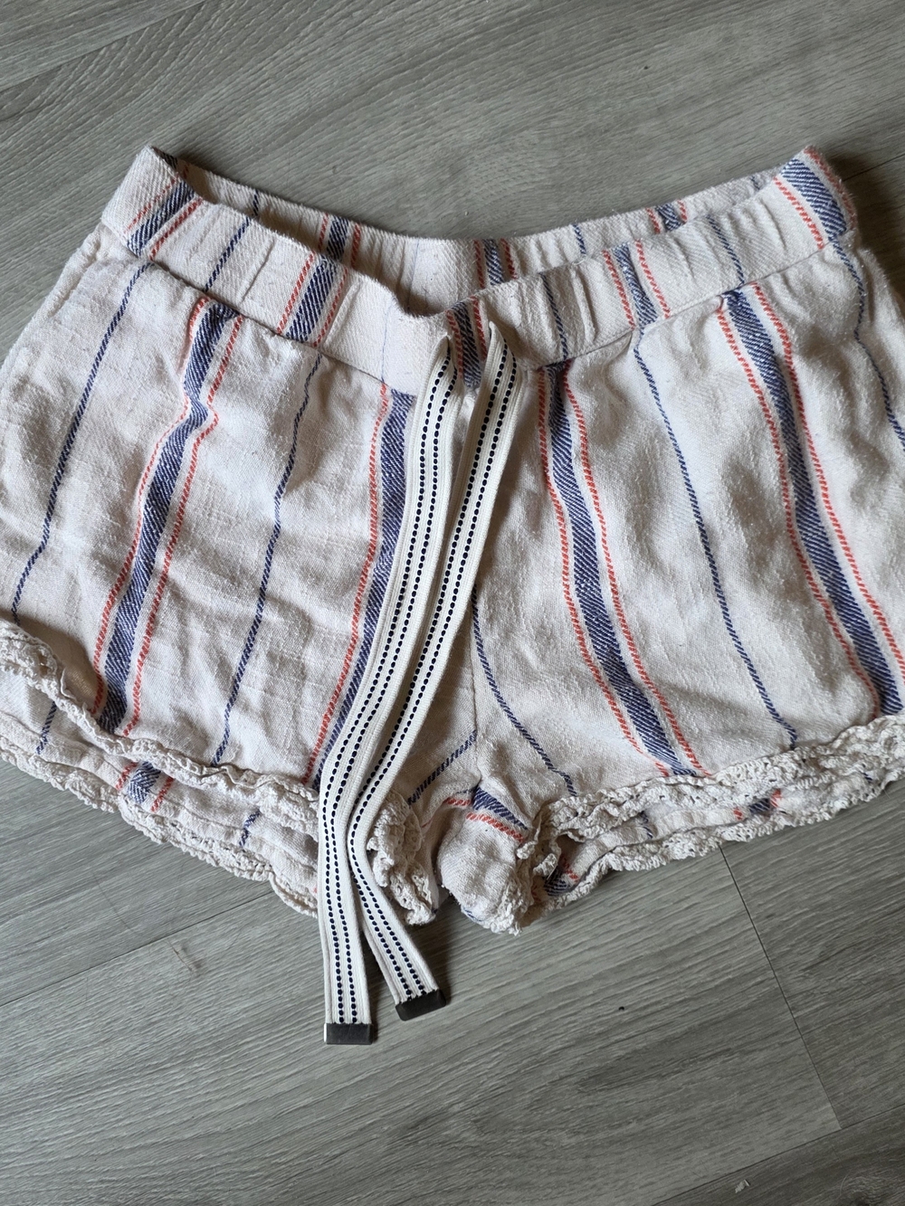 aerie Cream Striped Drawstring Ruffle Hem Shorts